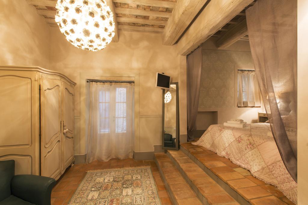 Le Bifore Cortona Rom bilde
