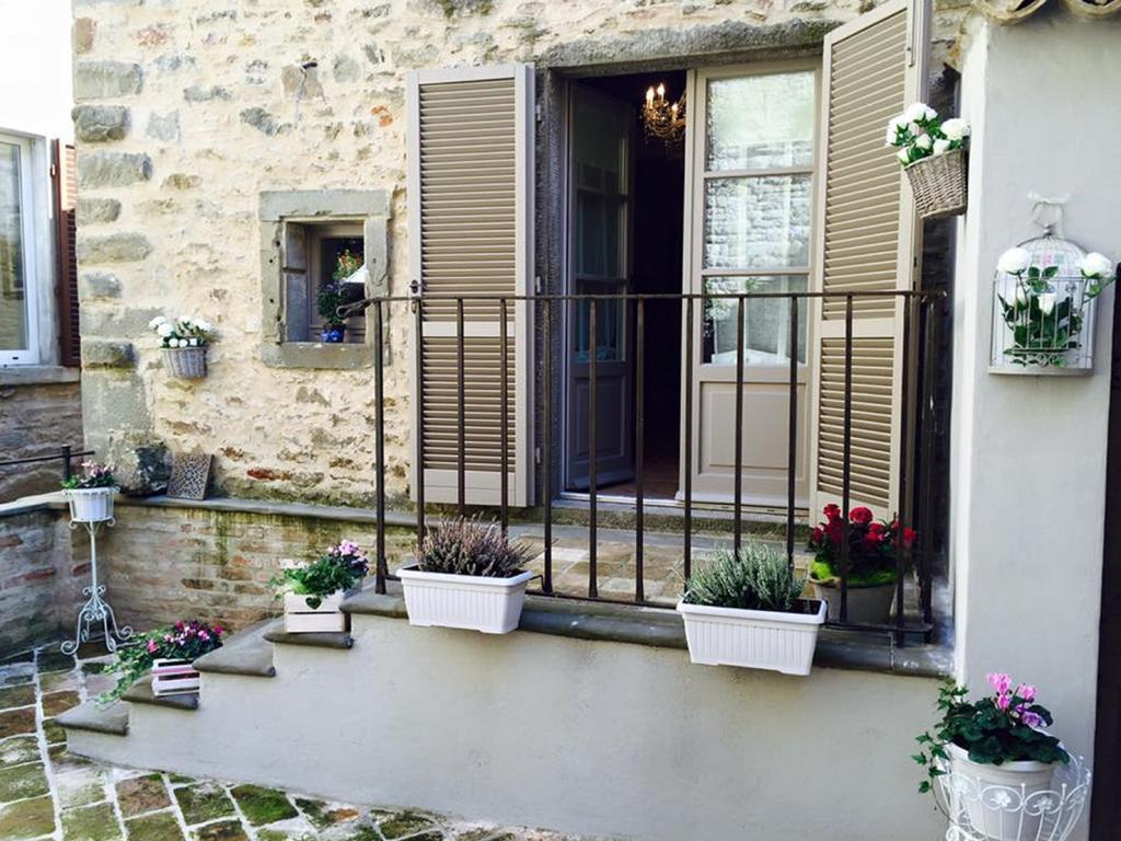 Le Bifore Cortona Rom bilde