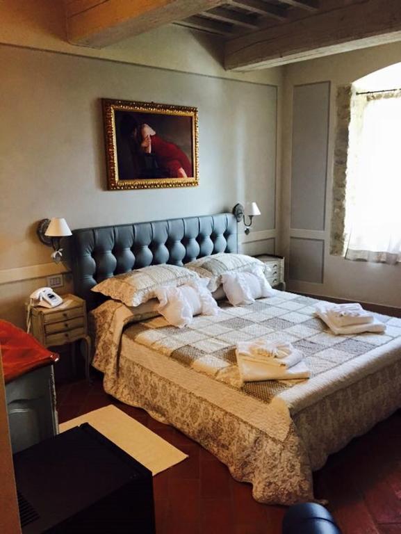 Le Bifore Cortona Rom bilde