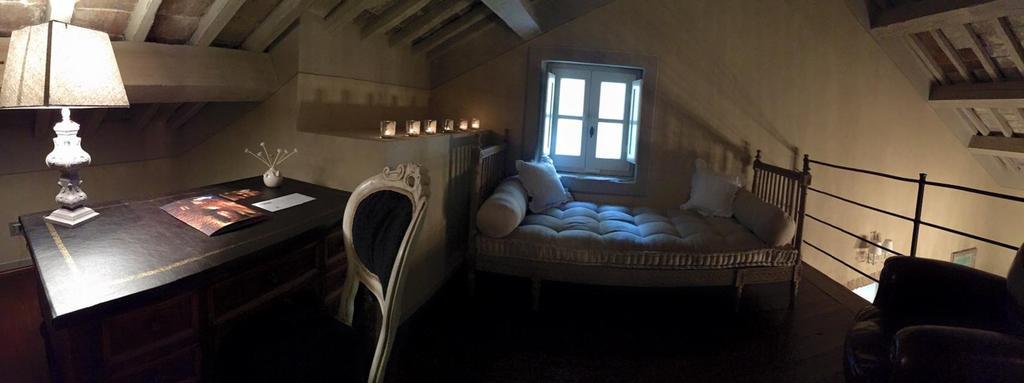 Le Bifore Cortona Rom bilde