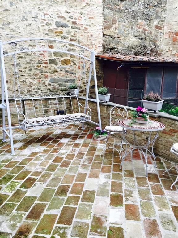 Le Bifore Cortona Rom bilde